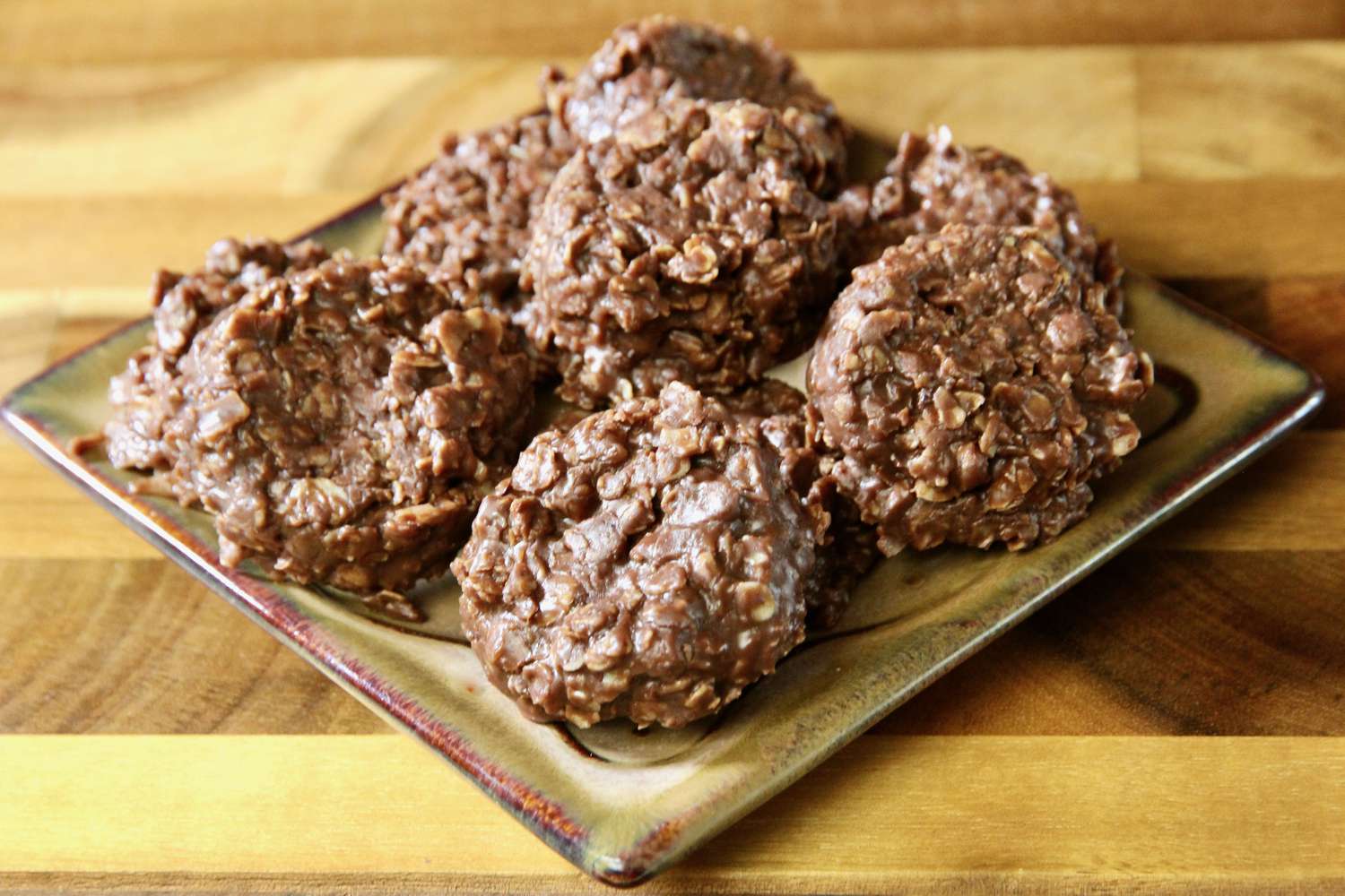 No-Bake Chocolate Oatmeal Cookies