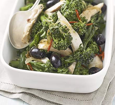 Spicy Chicken Salad with Broccoli