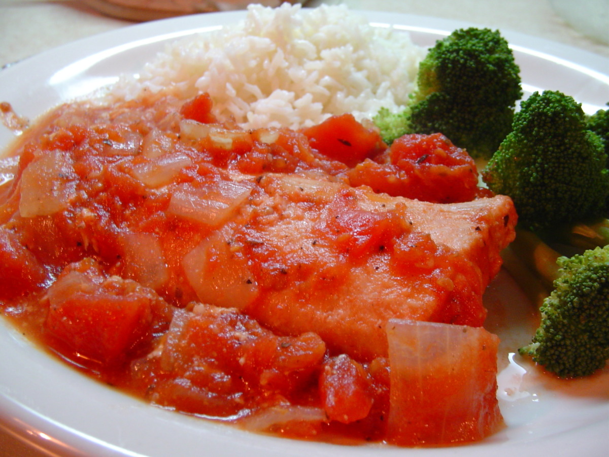 Salmon With Tomatoes