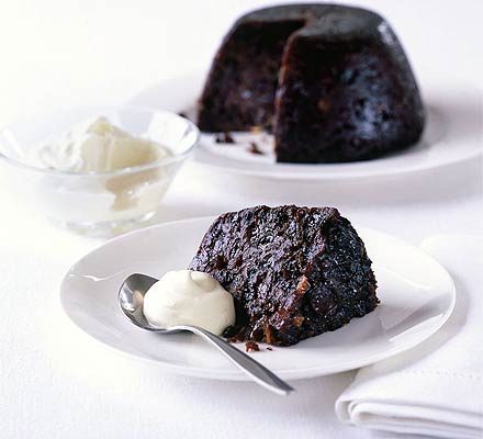 Irish stout pudding with whiskey cream