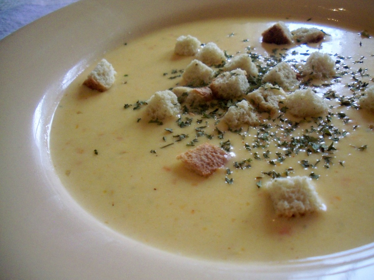 Canadian Cheddar Cheese Soup
