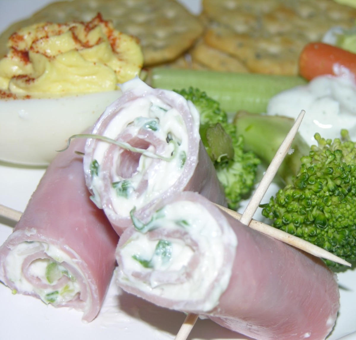 Ham and Cream Cheese Rollups