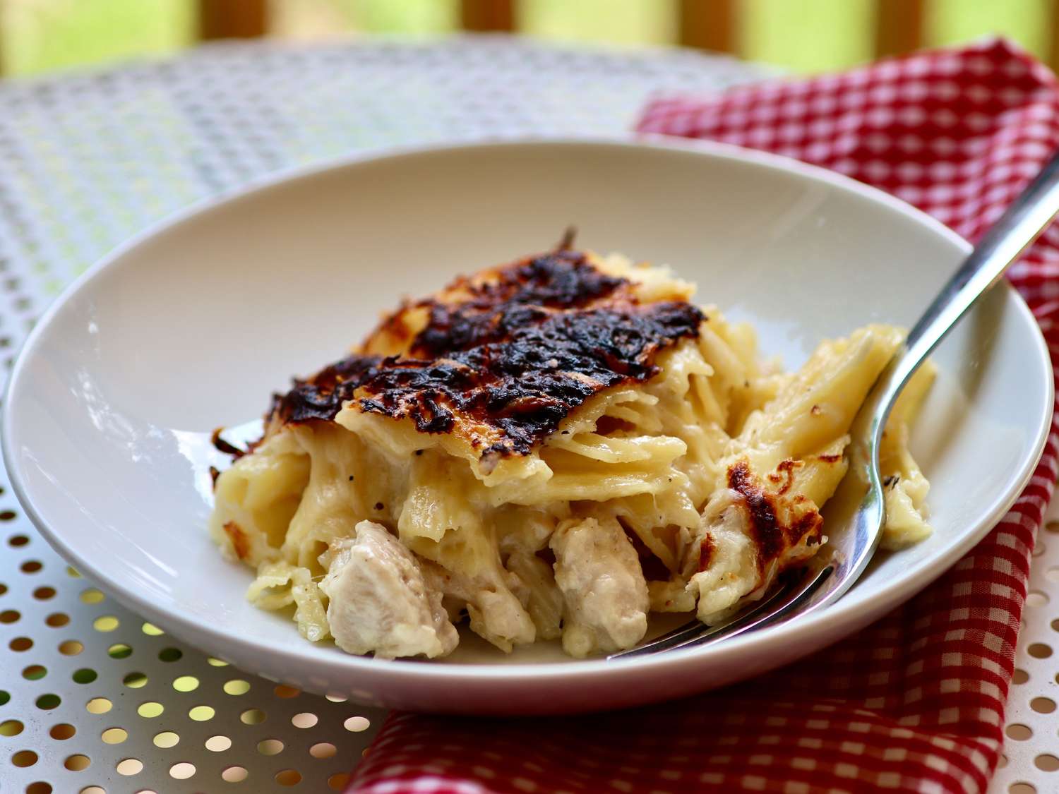 Cheesy Chicken Alfredo Pasta Bake