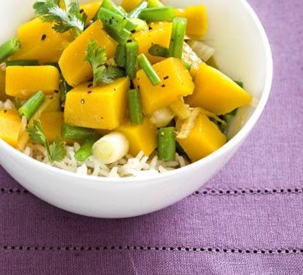 Vietnamese-style veggie hotpot