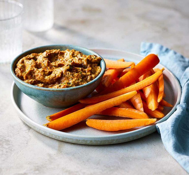 Spicy Aubergine Dip with Carrot Dippers