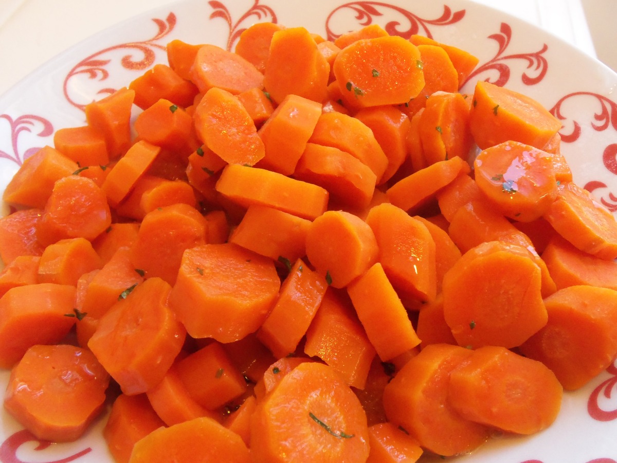 Carrots Glazed in Butter Sauce
