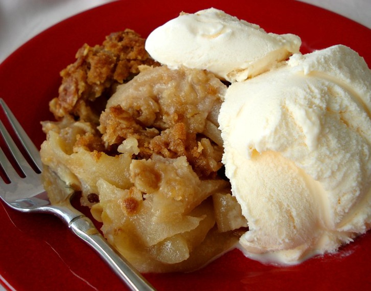 5-Ingredient Apple Crisp