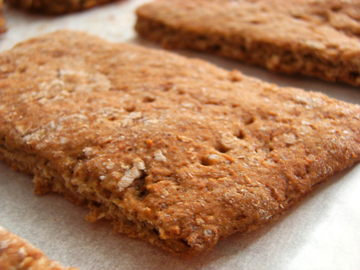 100% Whole Wheat Graham Crackers or Pie Crust