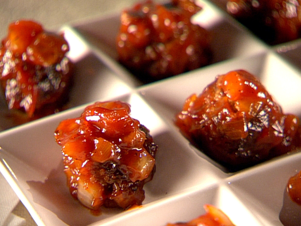 Spicy cocktail meatballs
