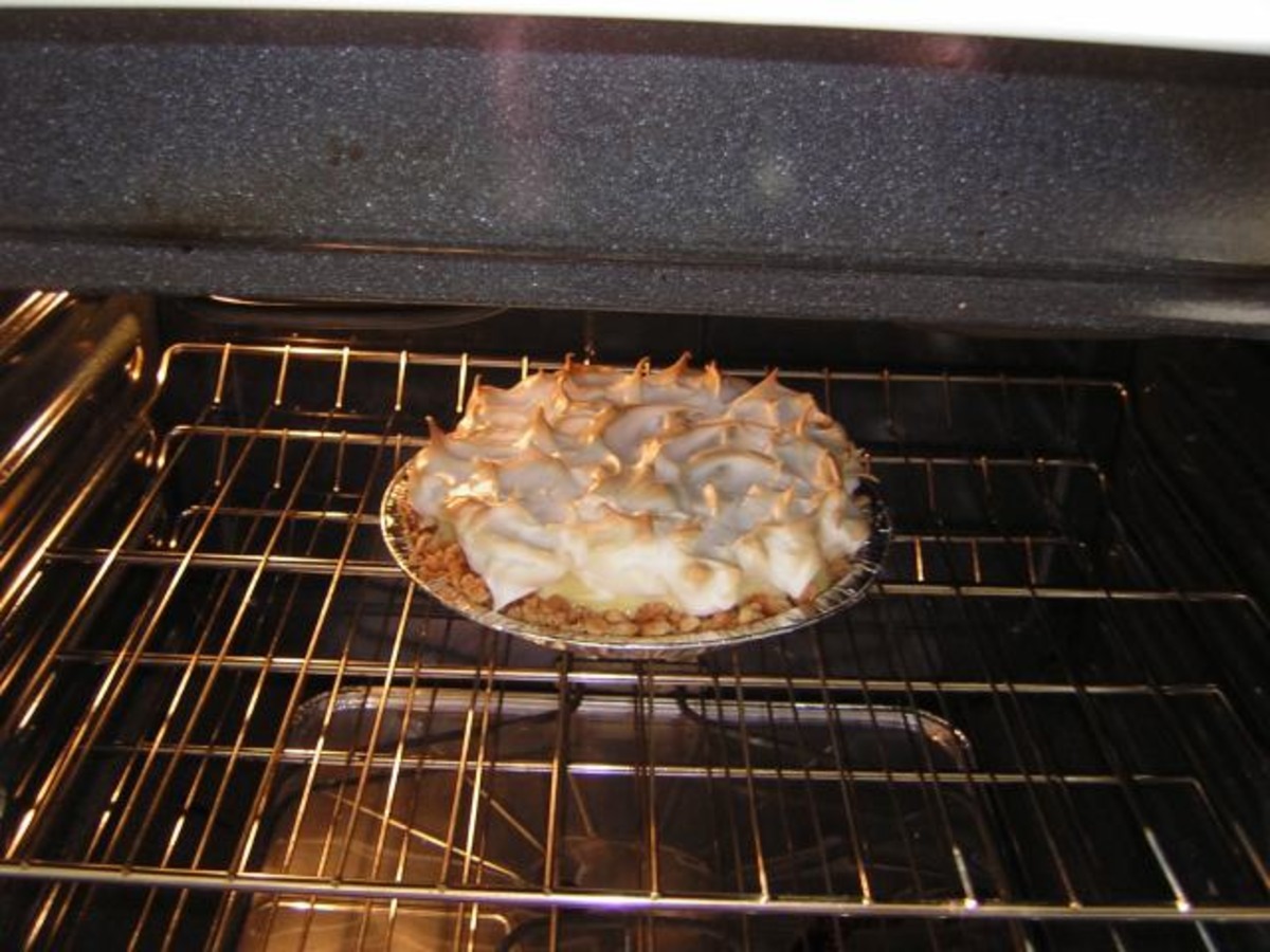30 Minute Lemon Meringue Pie
