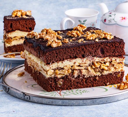 Polish chocolate & walnut cake