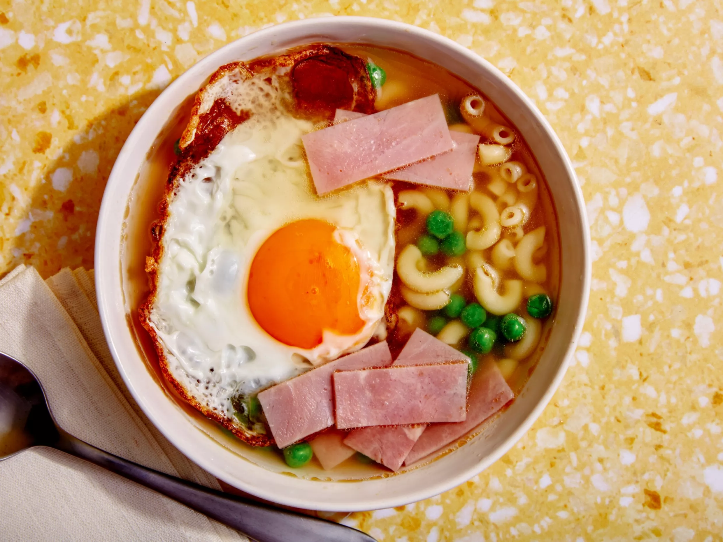 Hong Kong-Style Macaroni Soup