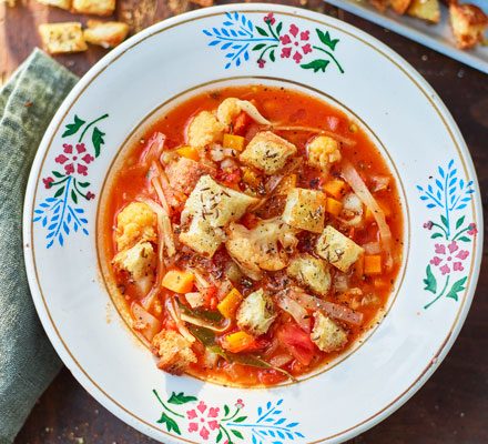 Healthy vegetable soup