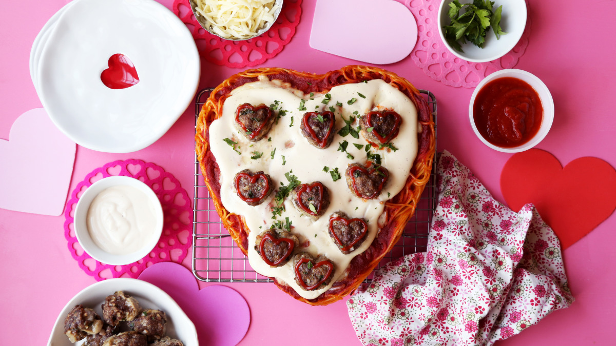 Romantic Heart Spaghetti Cake