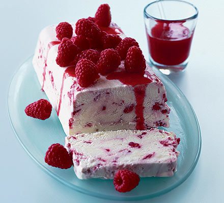 Limoncello & raspberry semifreddo