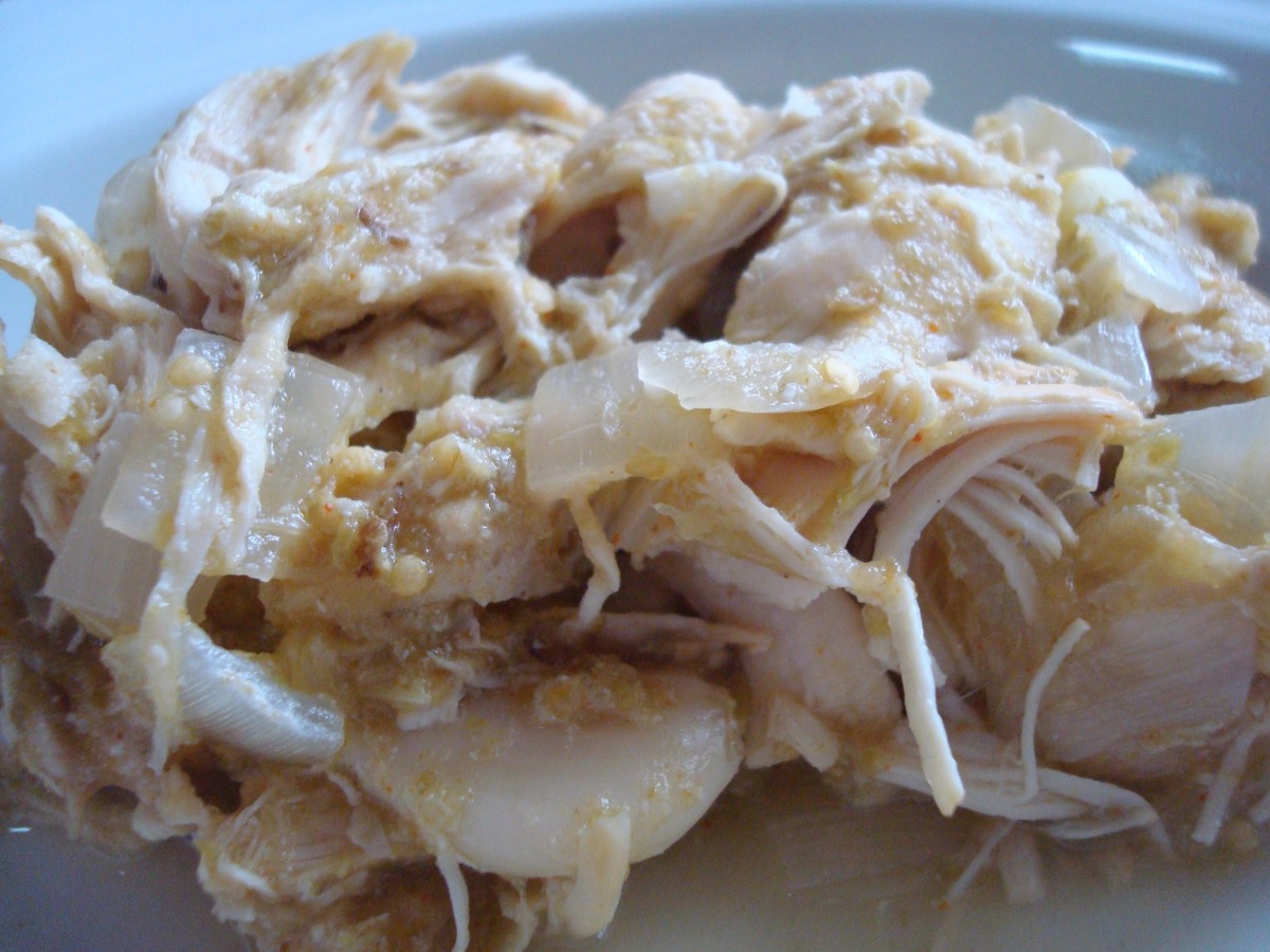 Spicy Crock Pot Chicken Chile Verde