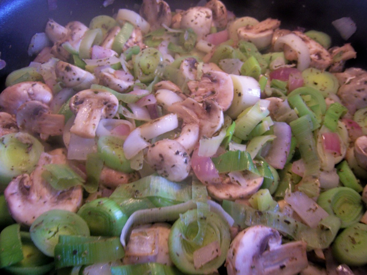 Sauteed Leeks, Mushrooms & Onions