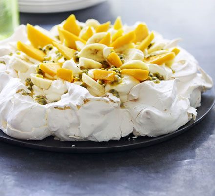 Tropical pavlova