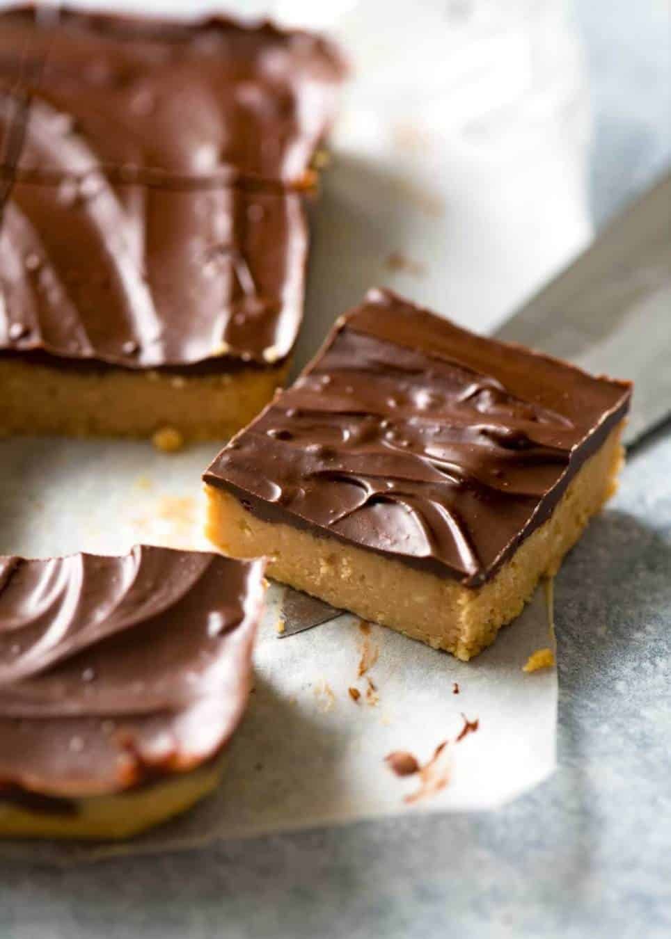 5 Ingredient Chocolate Peanut Butter Bars