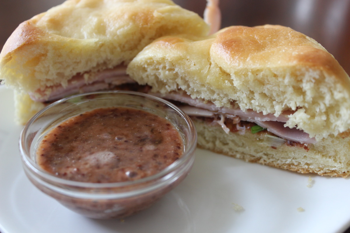 Ham-Filled Biscuits With Honey-Mustard Dipping Sauce