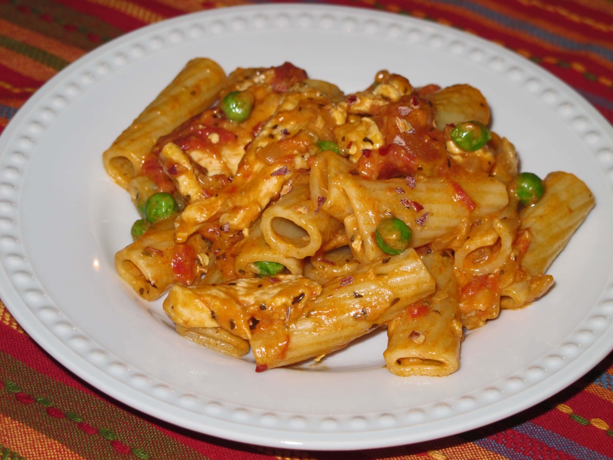 Spicy Chicken Rigatoni
