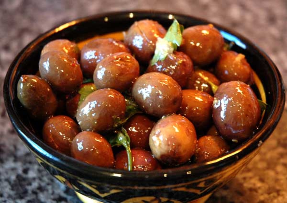Lemon &amp; Cilantro Moroccan Olives