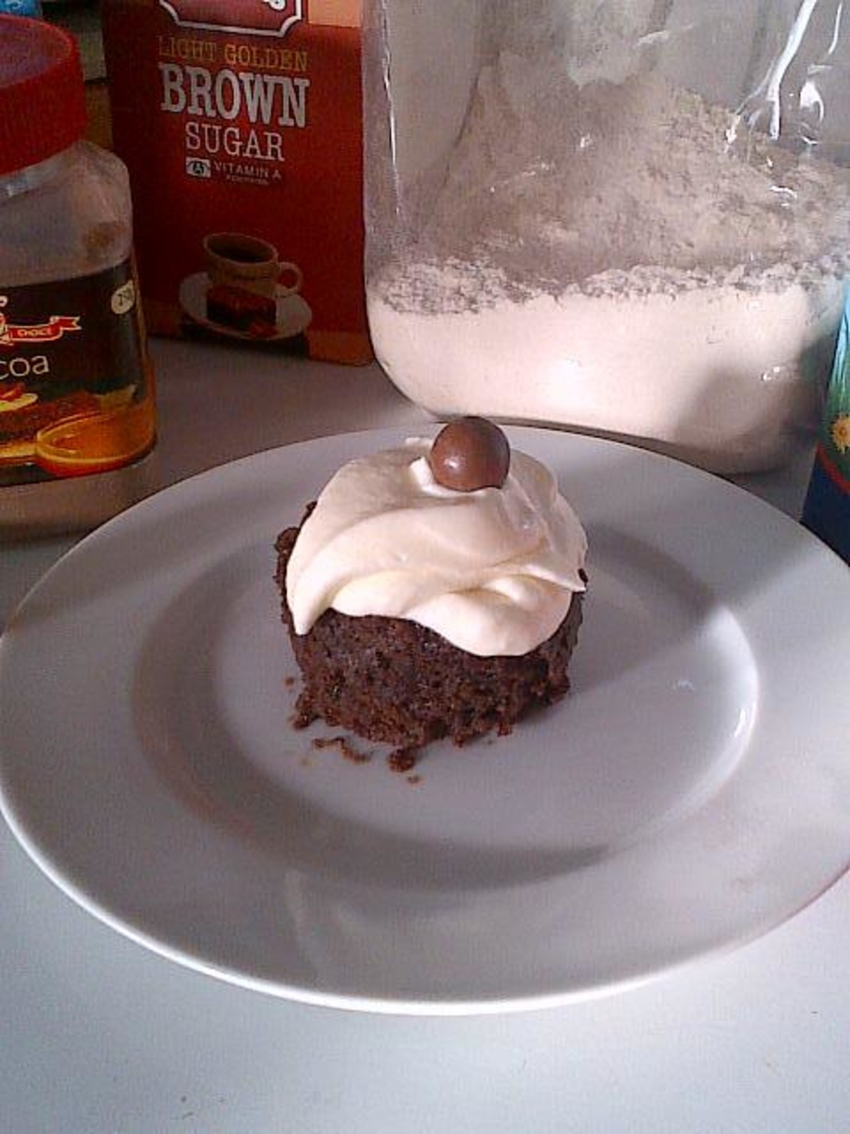 2-Minute Eggless Microwave Chocolate Cake