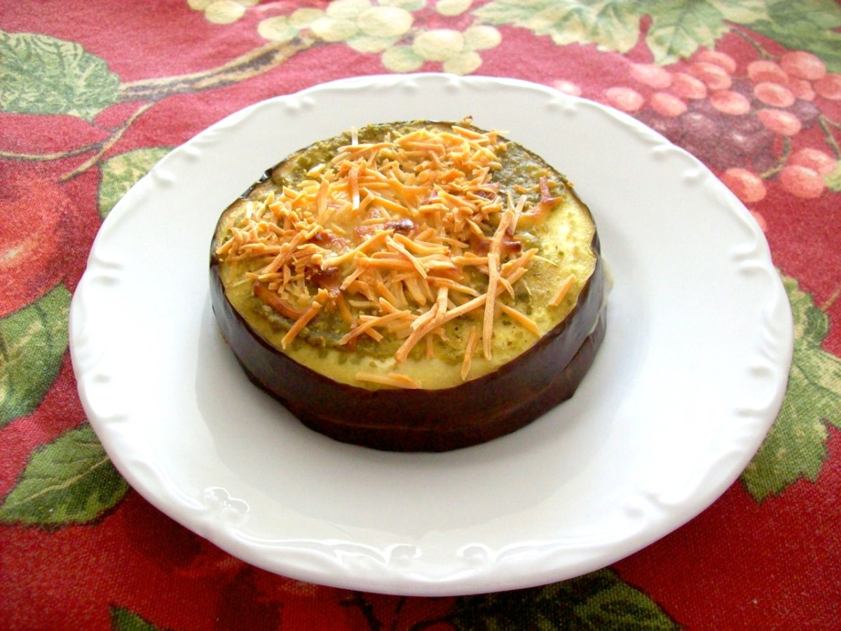 Cheesy Eggplant Pesto Stacks