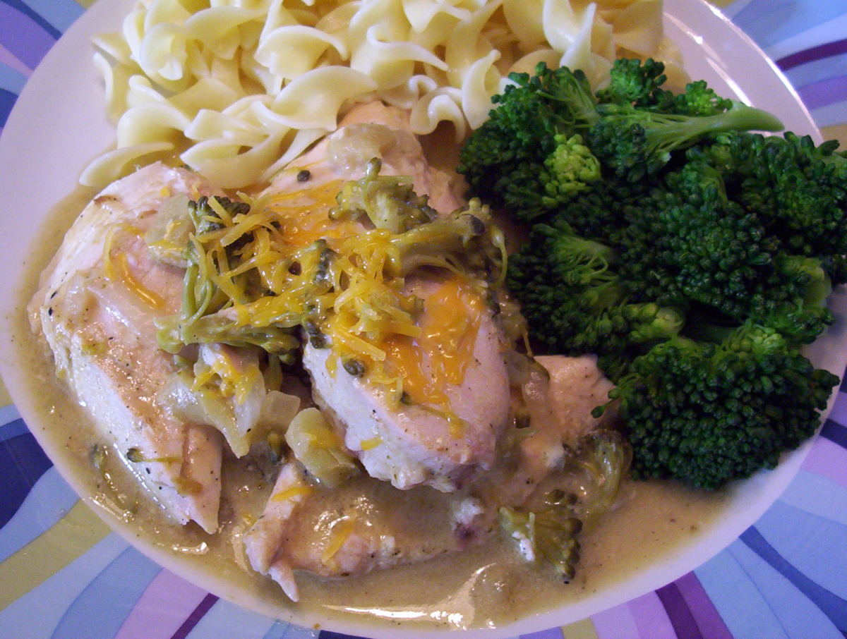 Crock Pot Broccoli Cheese Chicken