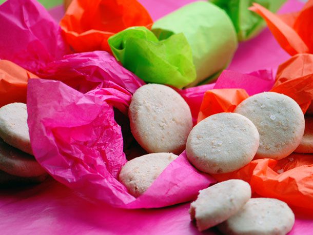 Polvorones de Cacahuate (Mexican Peanut Shortbread Cookies) Recipe