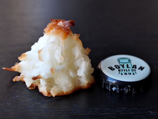 Mini Coconut Macaroons Recipe