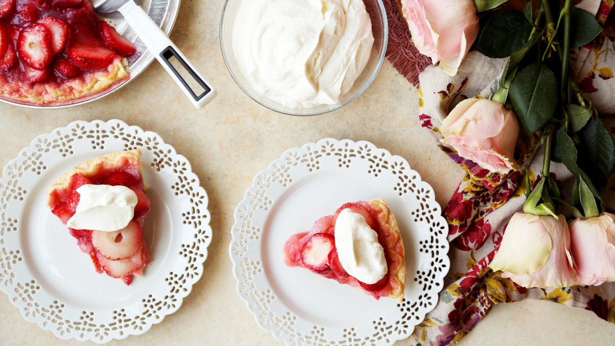 5-Ingredient Strawberry Pie