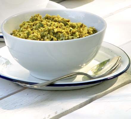 Pea & artichoke hummus