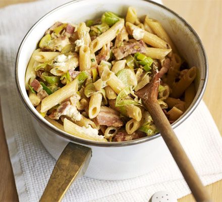 Cheesy Leek and Bacon Pasta