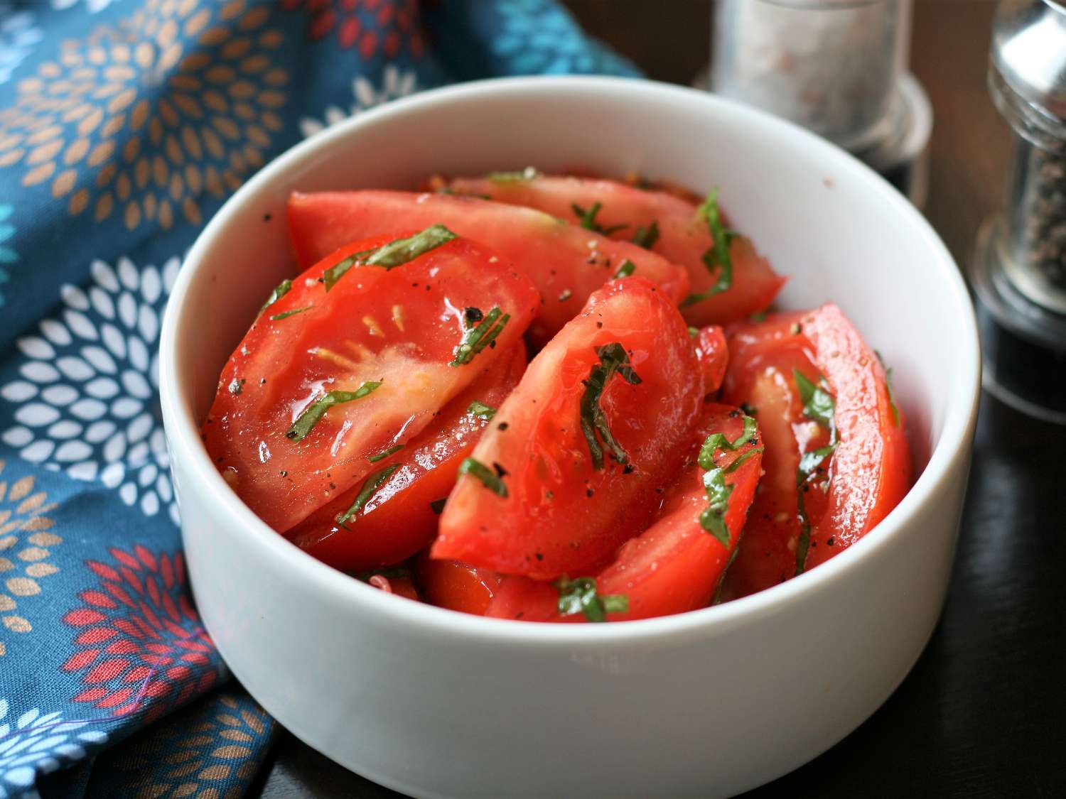 10-Minute Tomato Basil Salad